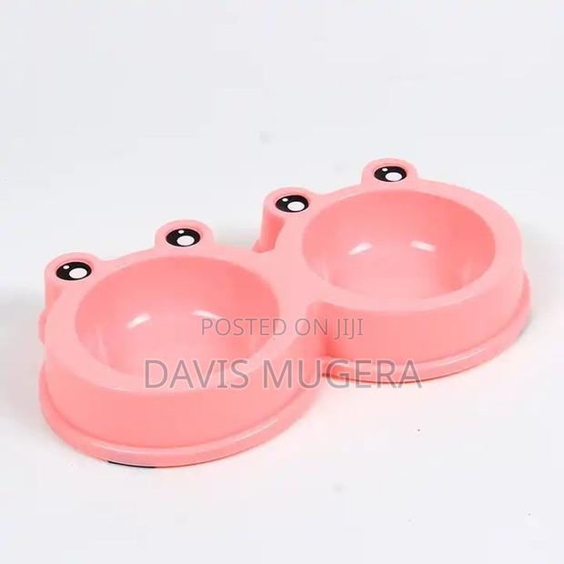Dog Cat Double Bowl Plastic Pet Frog Shape Bowl Anti-Slip - thumbnail 3