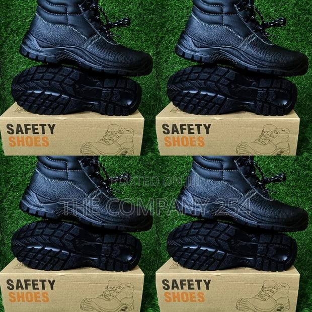 *Original Quality Protective Safety Boots* 
 *Quality *