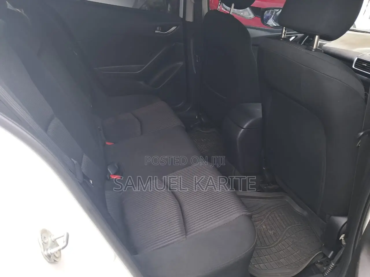 Mazda Axela SV Premium 2014 White