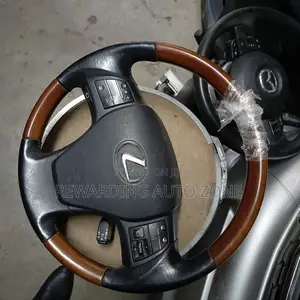 Lexus 450 Steering Wheel Airbag.