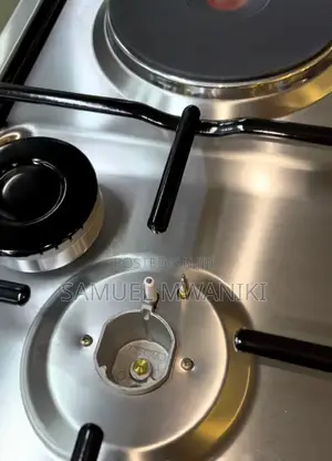 VON Cooker 3 Gas + 1 Electric Hotplate With Electric Oven