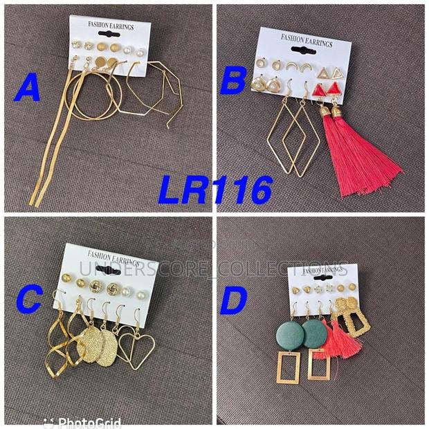 Arrivals Lr116* 
Ladies Earing Set