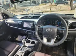 Toyota Hilux Revo Double Cab Deisel 2.8 RWD 2017 Silver