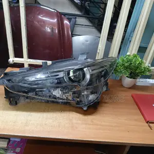 Mazda Cx-5 2019 Headlights.