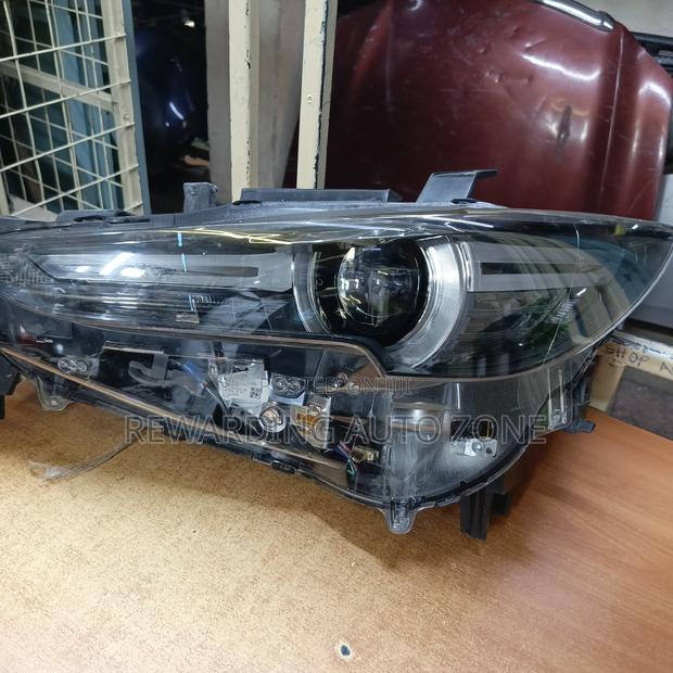 Mazda Cx-5 2019 Headlights. - thumbnail 3