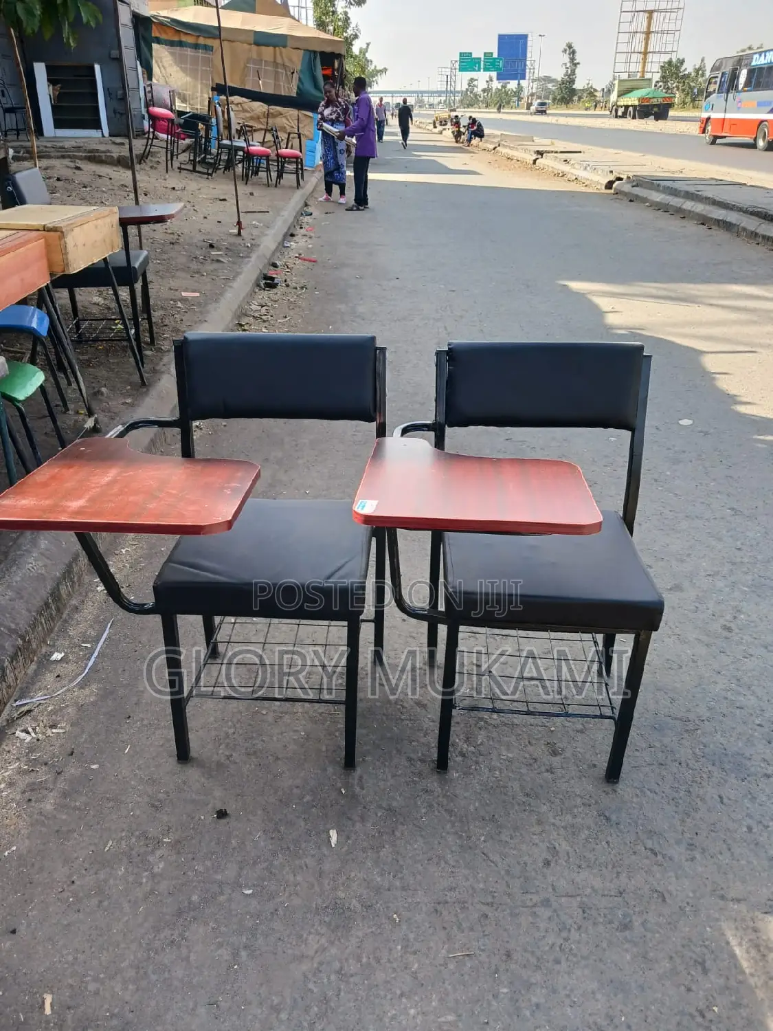 Office Amr Chairs College