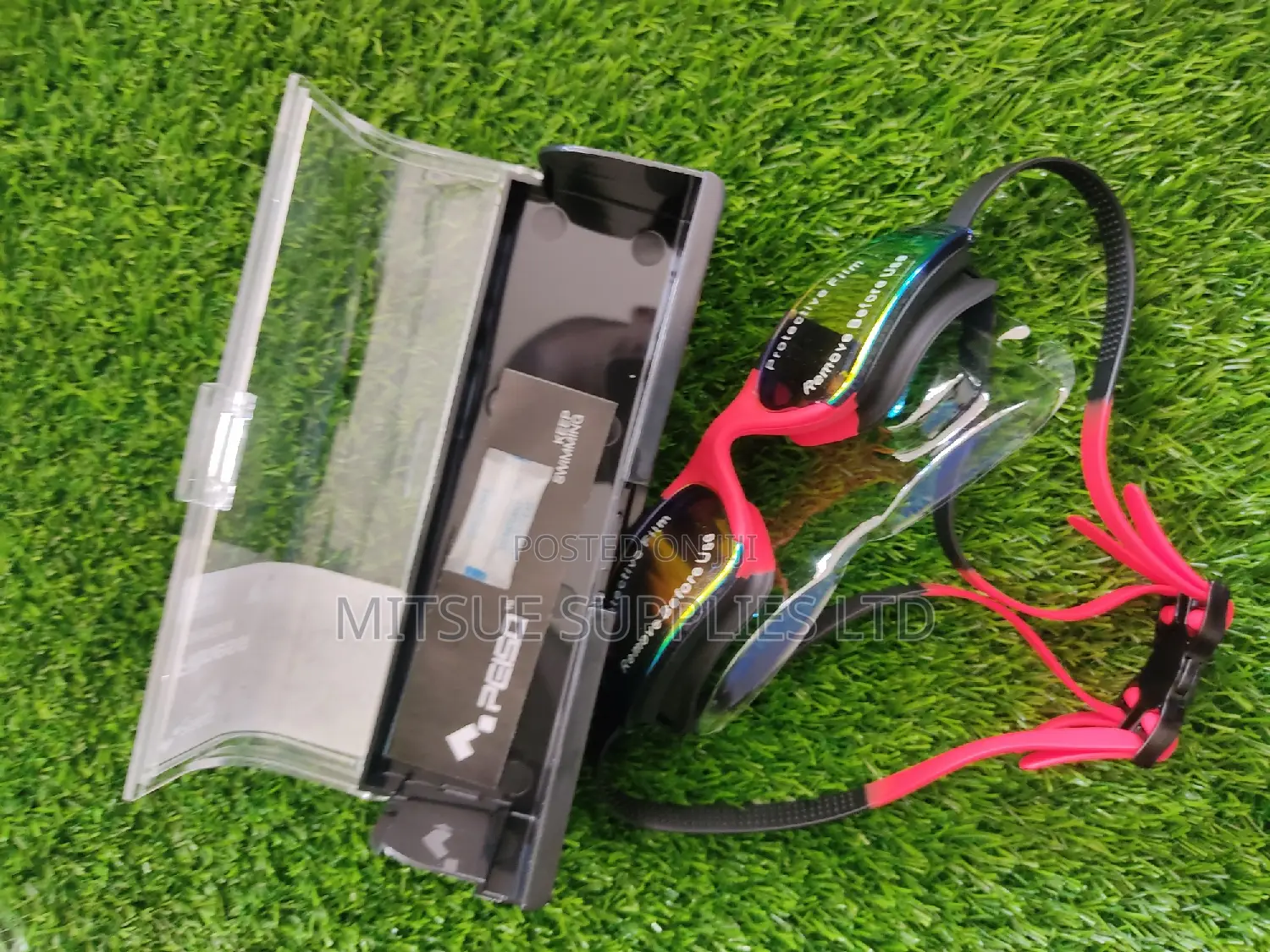 Unisex Adult Swim/Swimming Goggles With Ear Plugs