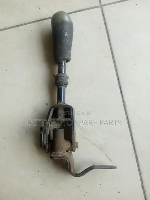 Mitsubishi Fuso Gear Lever