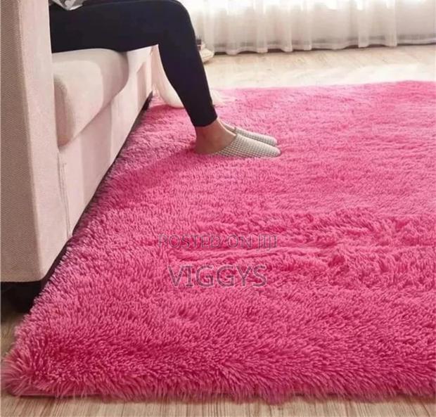 Fluffy Carpet - main view