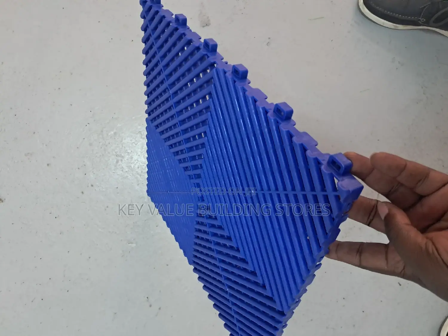 Inter Locking Garage Floor Tiles-Perforated for Drainage