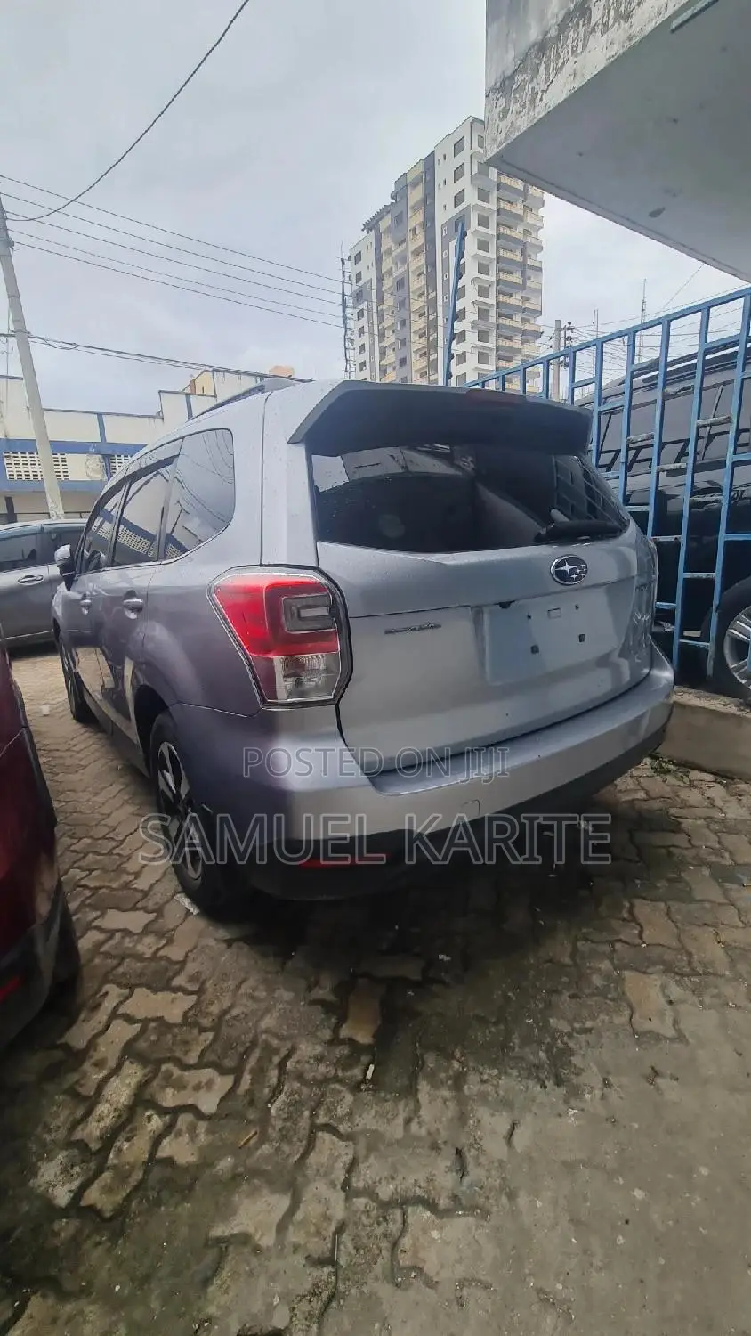 Subaru Forester 2016 Silver