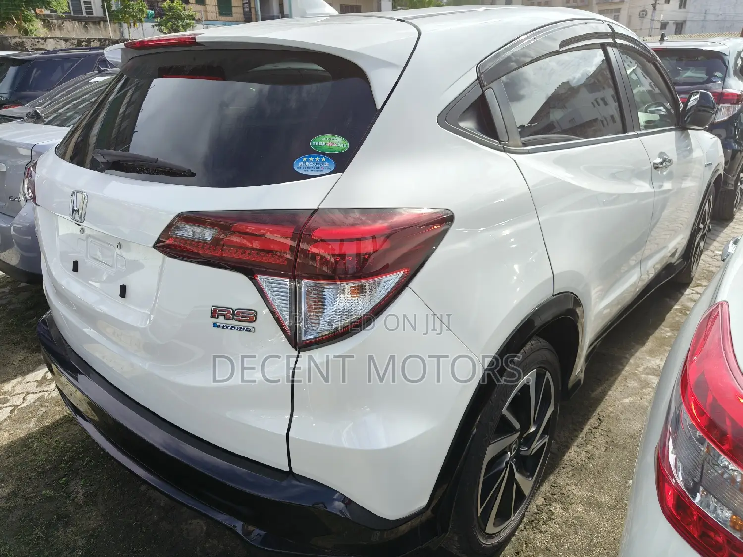 Honda Vezel 1.5 Hybrid 4WD 2018 White