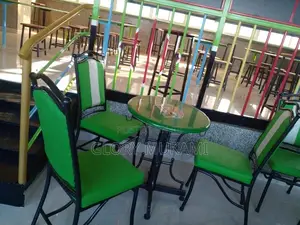 Restaurants Chaus