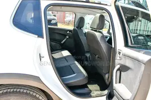Peugeot 2008 2018 Pearl