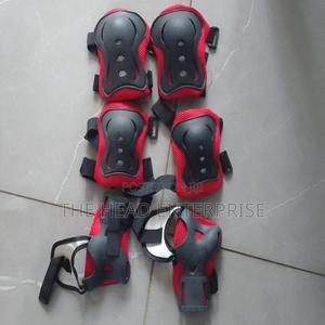 New Protective Gears With Elbow,Knee and Palm Gear - thumbnail 2