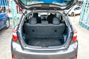 Toyota Vitz 2018 Gray