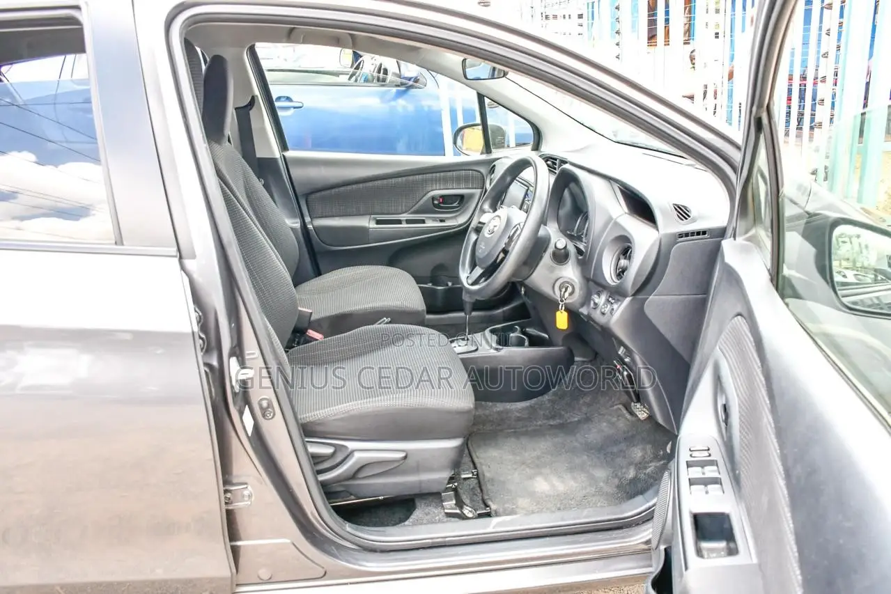 Toyota Vitz 2018 Gray
