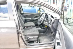 Toyota Vitz 2018 Gray