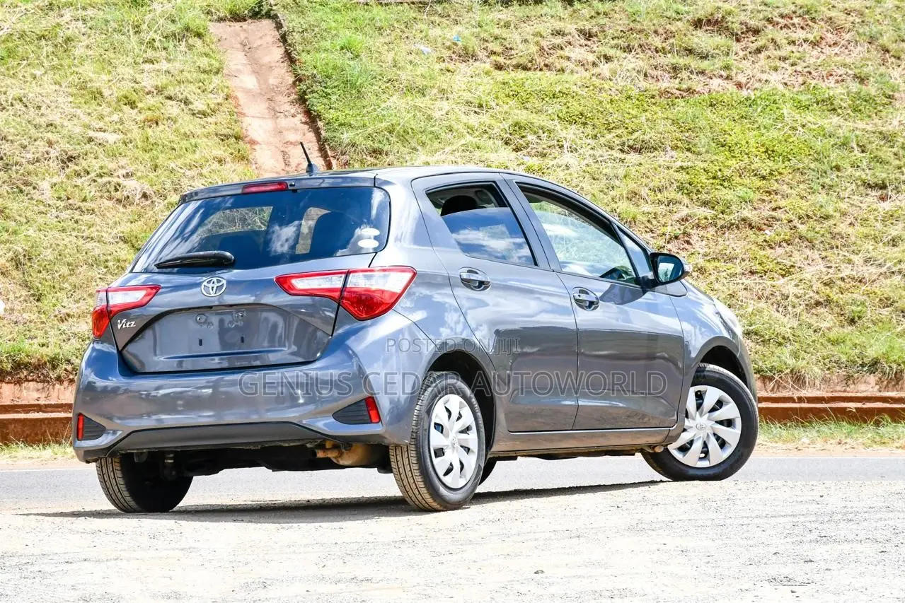 Toyota Vitz 2018 Gray