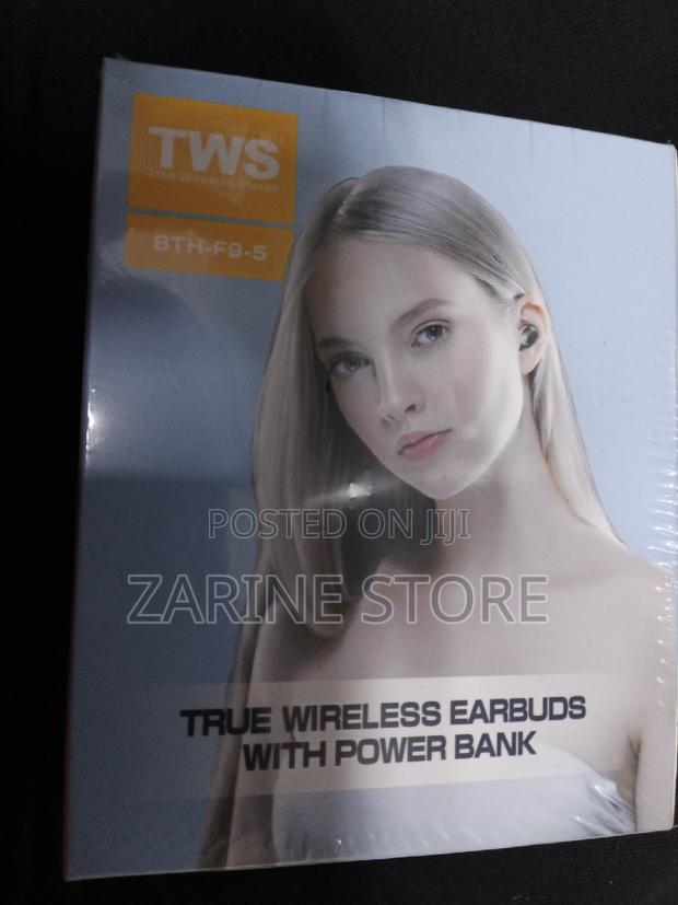 Wireless Earbuds With Power Bank Stereo - main view