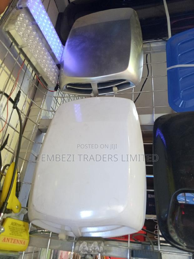Universal Bonnet Scoop