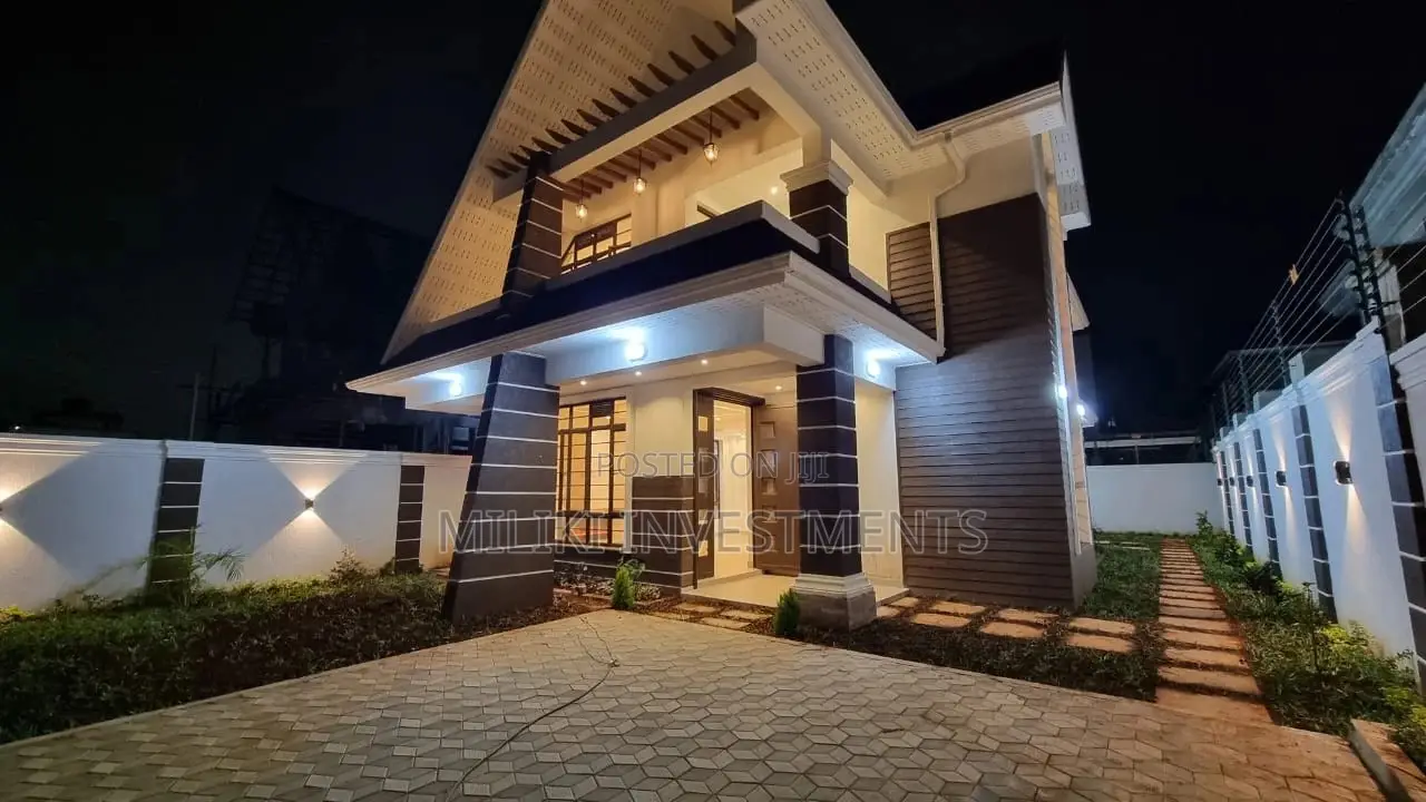 Furnished 5bdrm Maisonette in Membly, Membley Estate for sale