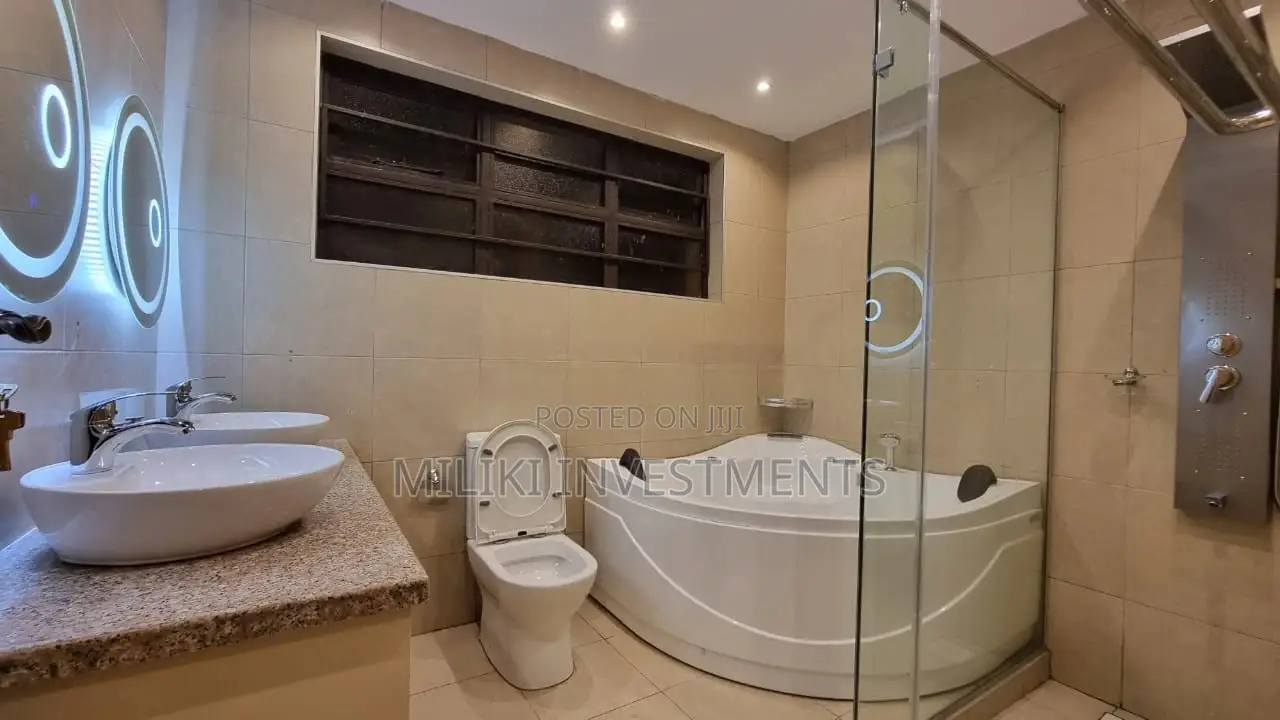 Furnished 5bdrm Maisonette in Membly, Membley Estate for sale