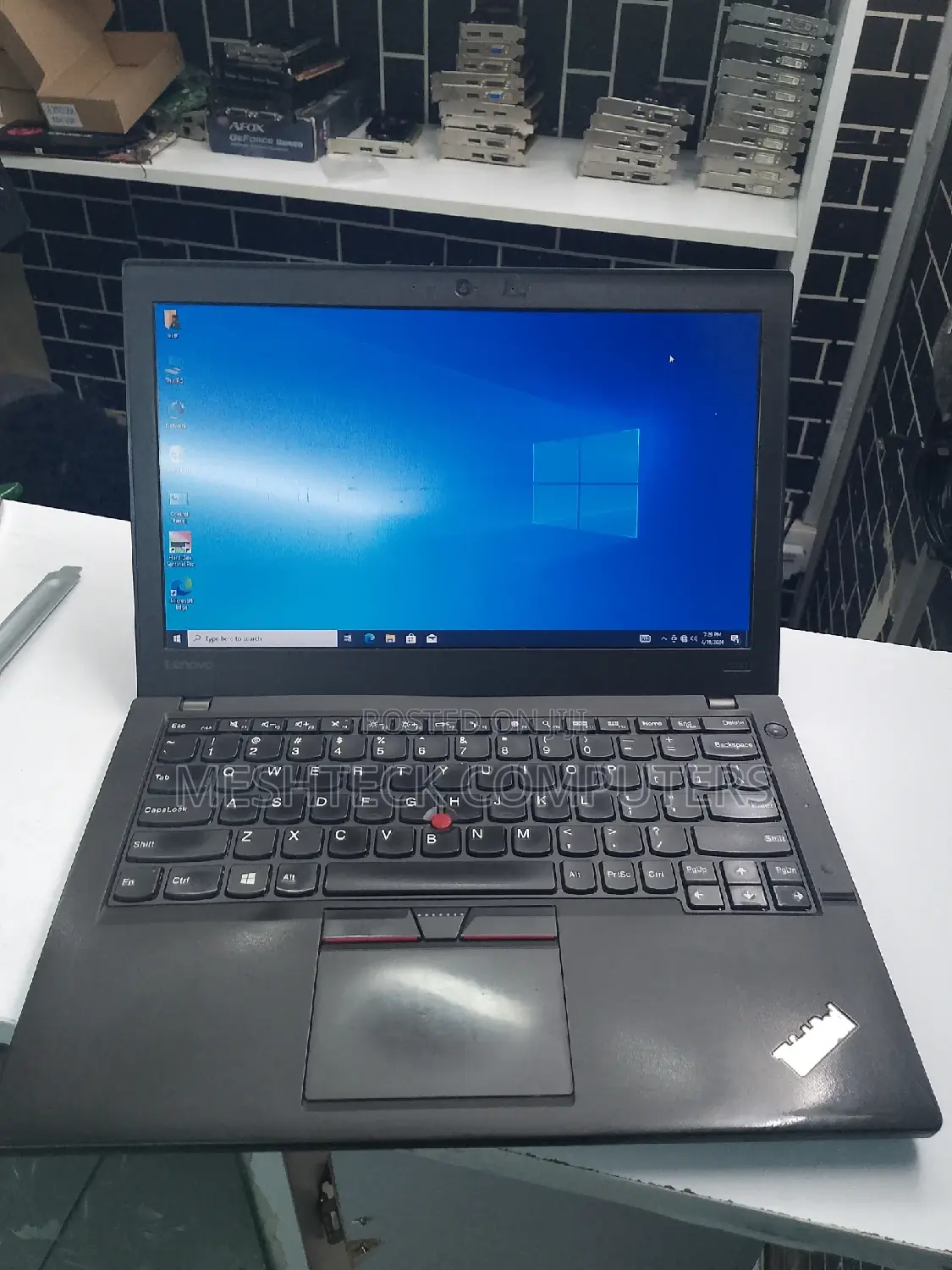 Laptop Lenovo ThinkPad X260 8GB Intel Core I7 HDD 500GB