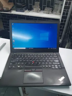 Laptop Lenovo ThinkPad X260 8GB Intel Core I7 HDD 500GB