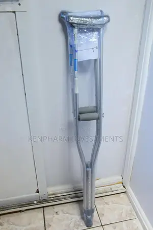 Underarm Adult Crutches: Pair