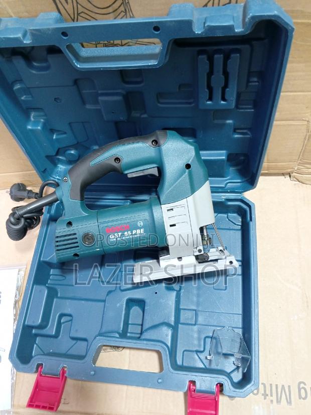 Bosch 700w Jigsaw - main view