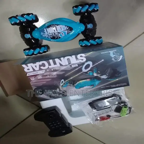 Kids Finest Stunt Car Available Remote Controled