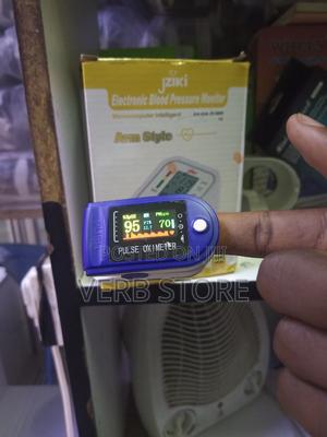 Pulse Oximeter - thumbnail 2