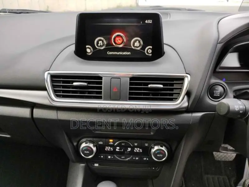 Mazda Axela 2018 Blue