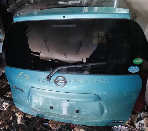 Boot Nissan Note E12