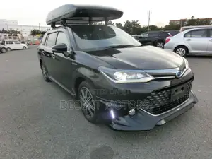 Toyota Corolla Fielder 2018 Black