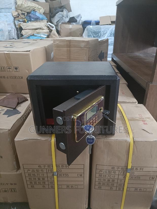 Safe Box Safe Box Safe Box Safe Box - main view