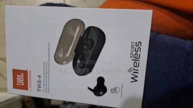 JBL Ideal Truly Wireless Bluetooth Earbuds - main view