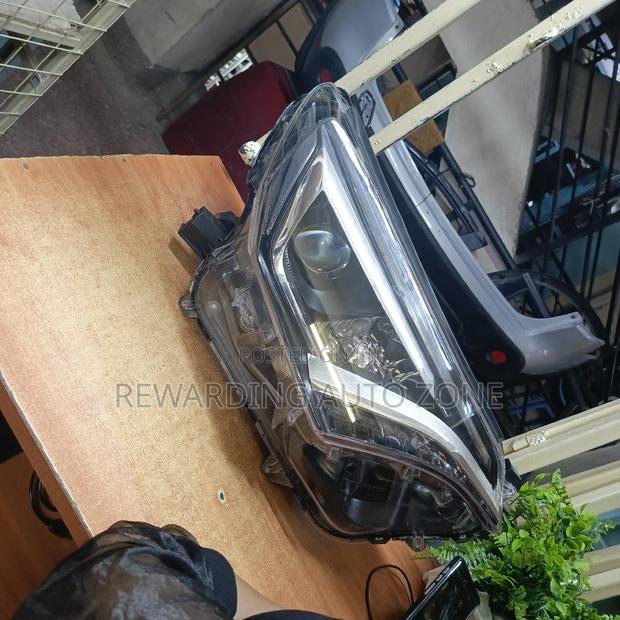 Rav4 2015 Headlight Xenon.