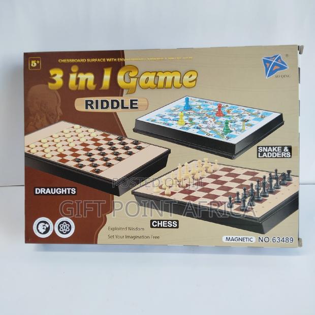 3 in 1 Chess, Draught and Snake Ladder Boards Game - main view