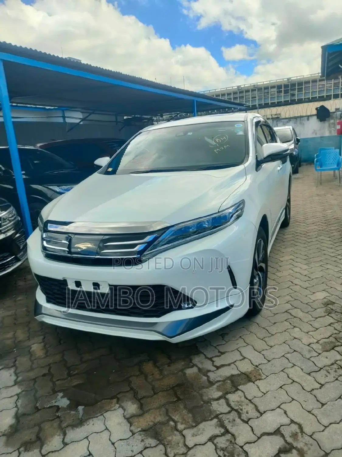 Toyota Harrier 2.0 Turbo 2017 White
