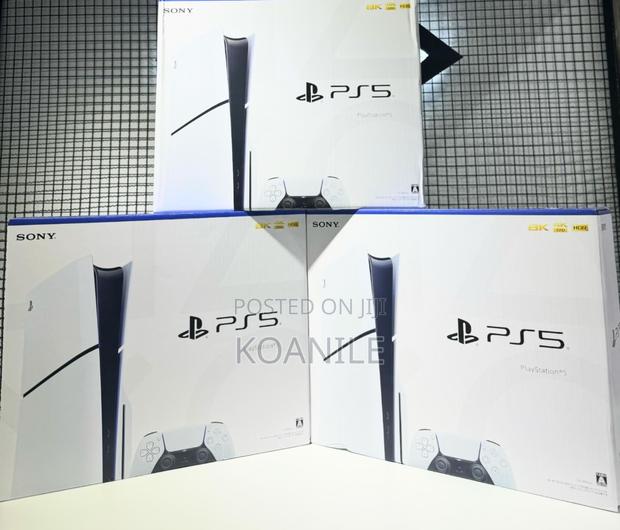 Sony PS5 Console!! PS5 Slim 1tb!! - thumbnail 2