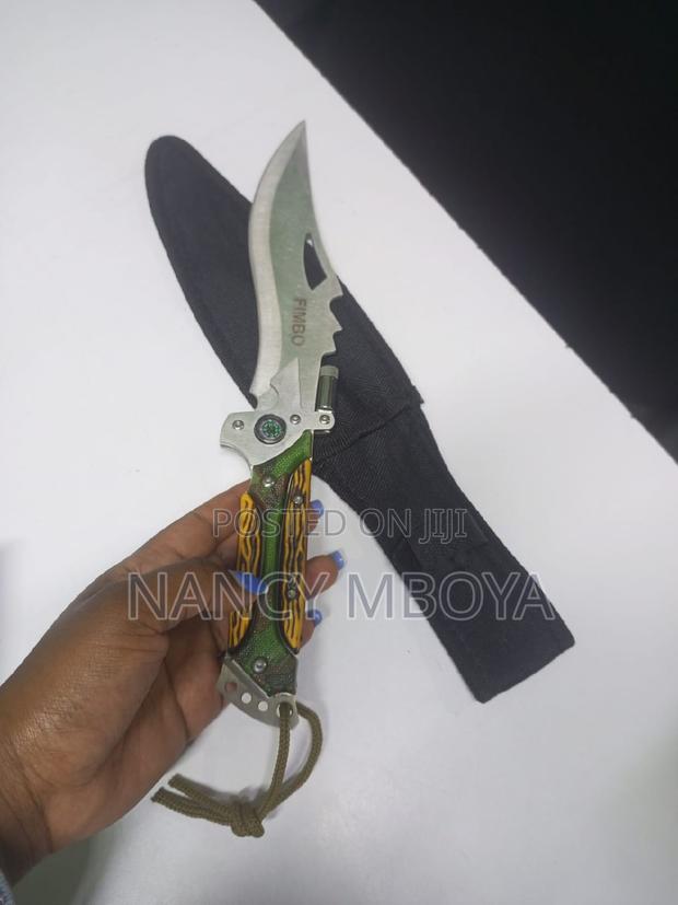 Camping/Tactical Knife With Carrying Bag - thumbnail 3