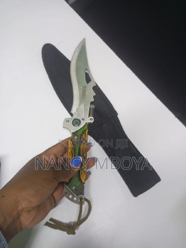 Camping/Tactical Knife With Carrying Bag - thumbnail 4