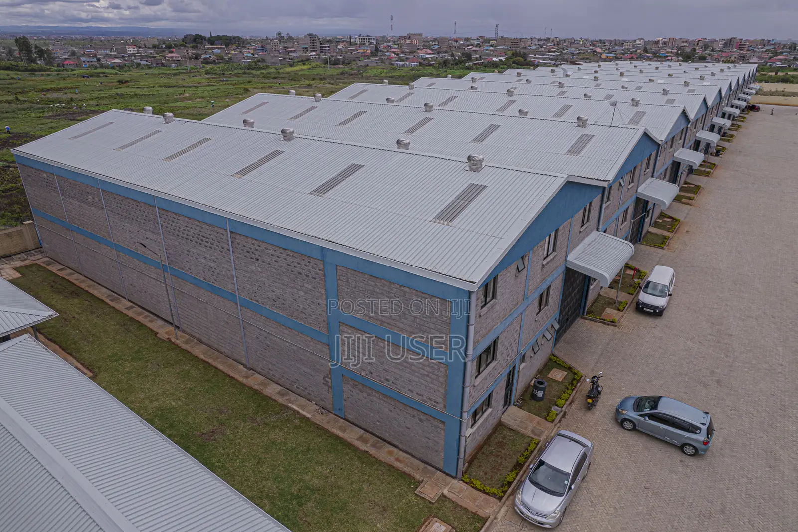 7,616 Sqft Warehouse For Sale/Rent