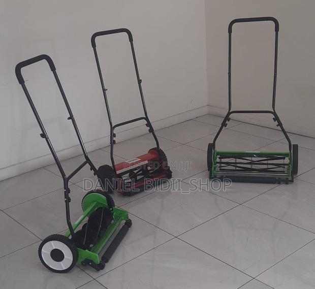 AICO Japan 16 Inch Manual Lawn Mower