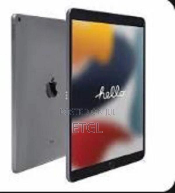 New Apple iPad 9.7 256 GB Black