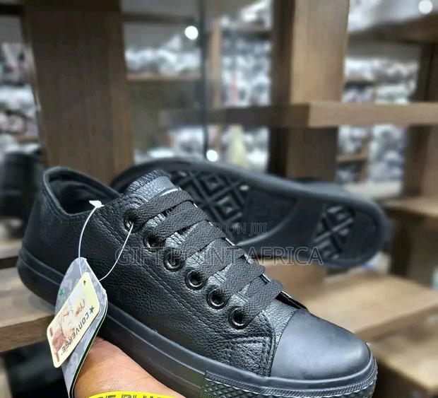 Soft Leather Unisex Converse Rubber Black In Color