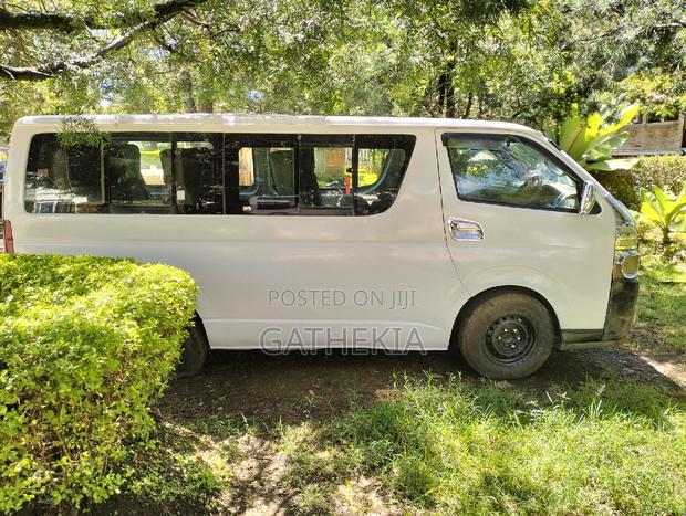 Toyota HiAce 2005 White - thumbnail 7