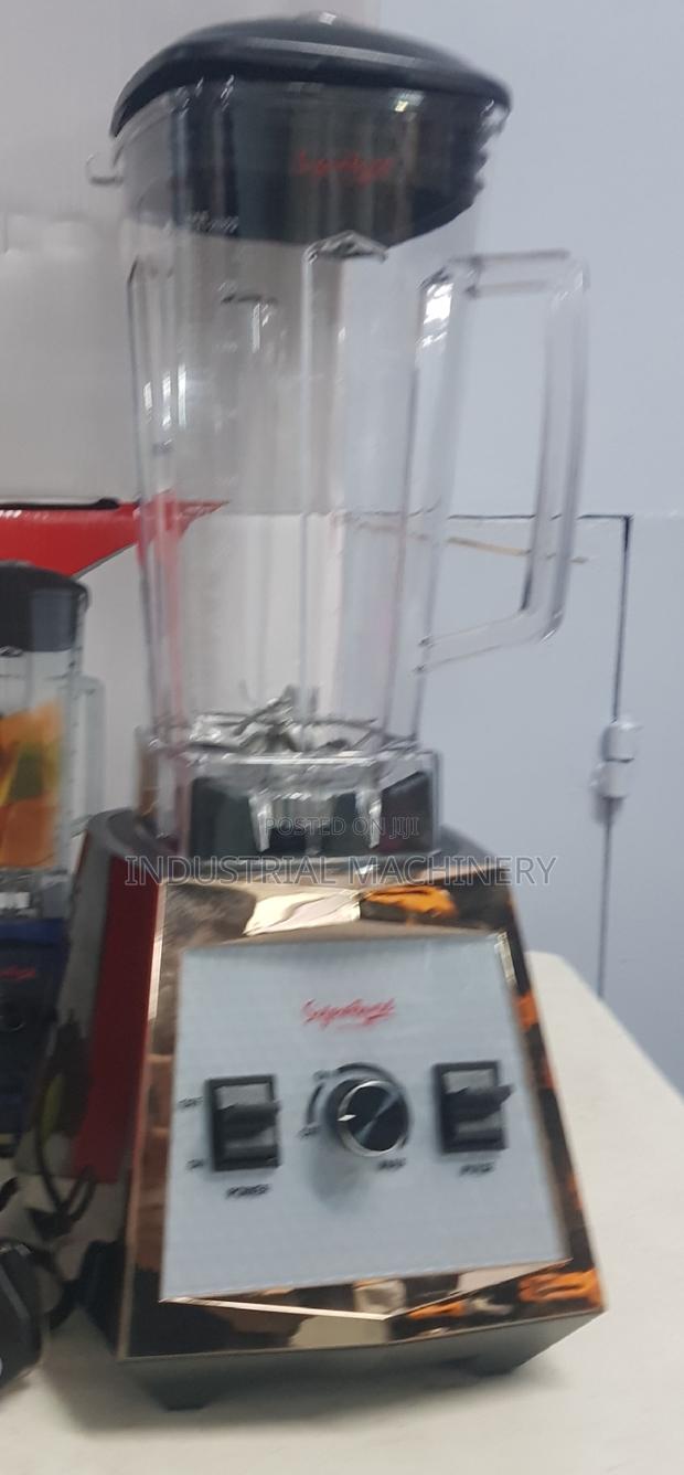 Blender Commercial-- Awesome - main view